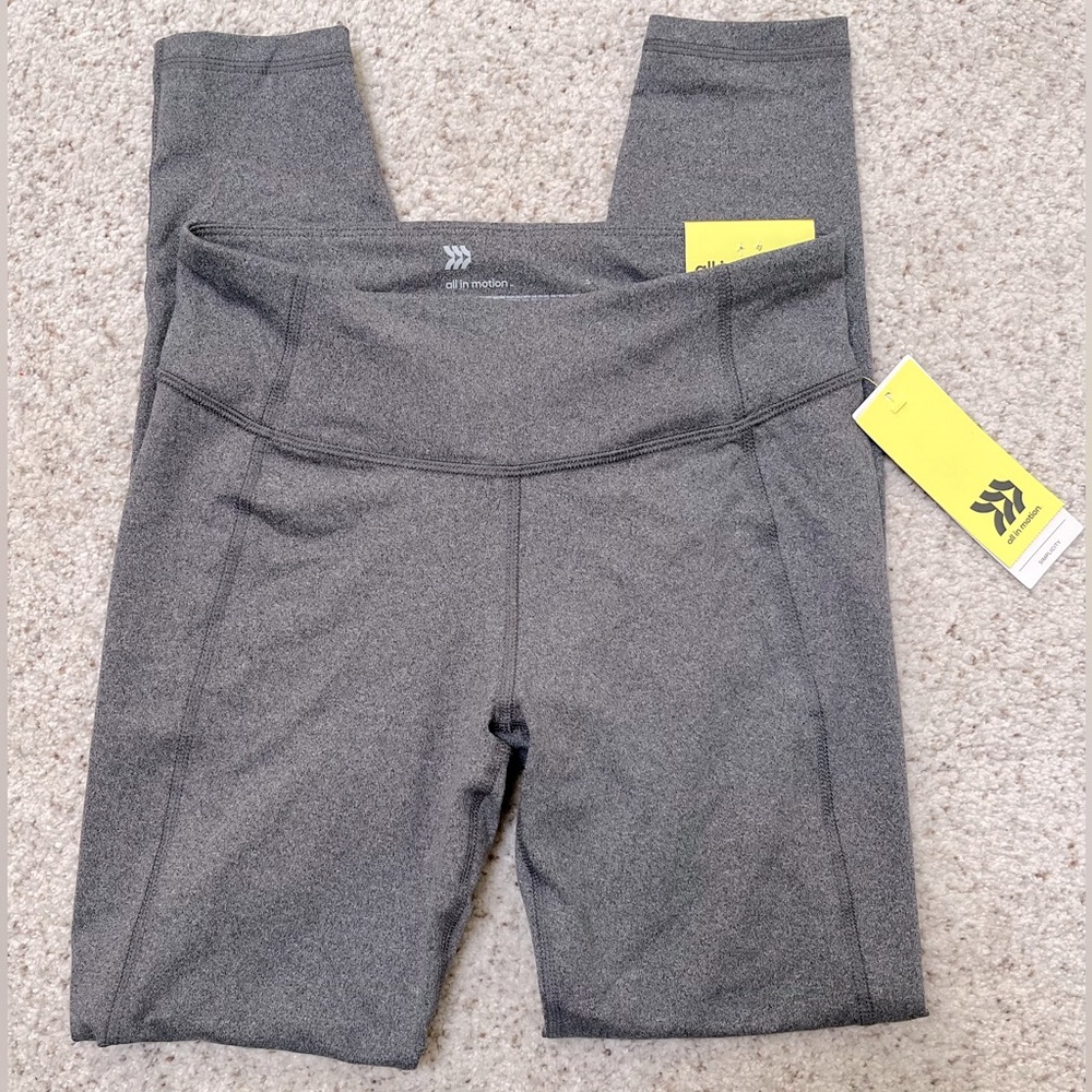 Women’s All In Motion Simplicity Mid-Rise Leggings. NWT. Charcoal Heather Gray.